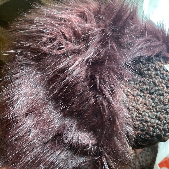 LOFT Knit Faux Fur Lined Vest - Picture 8 of 11